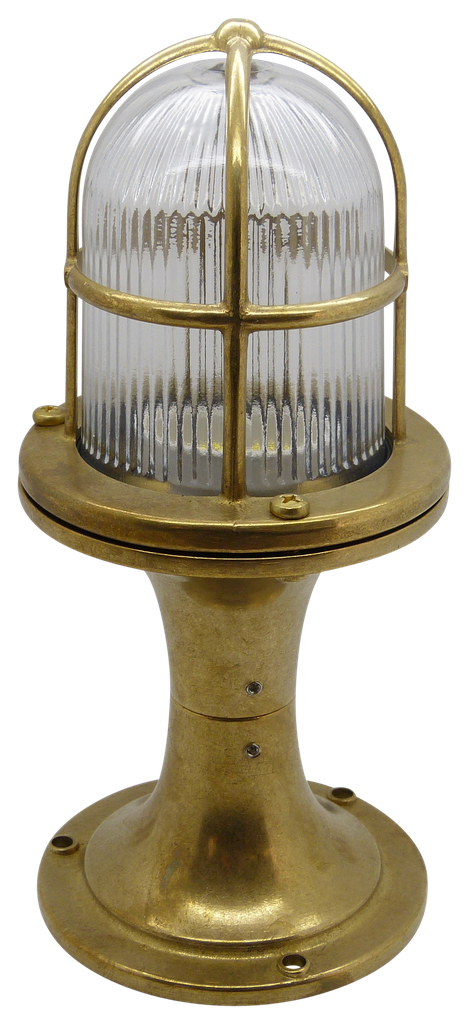 Wellington Outdoor Post Lantern