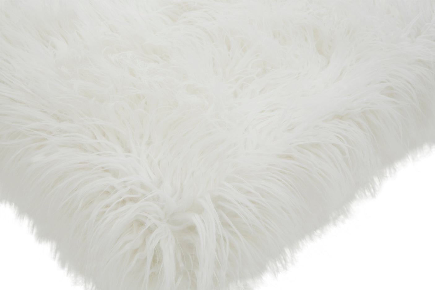 The Honeybourne Ultimate Luxe Fur Effect Bench