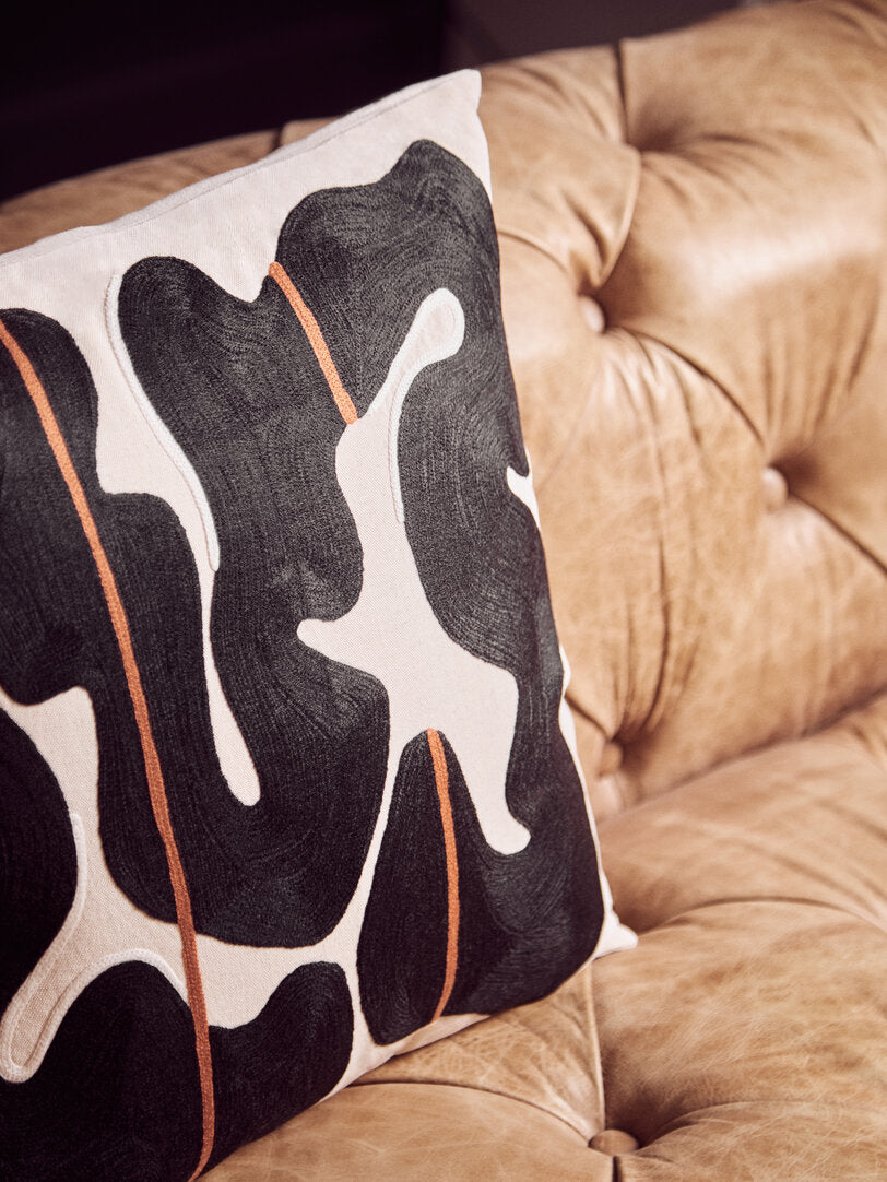 Nuvia Elora Black And Beige Cushion