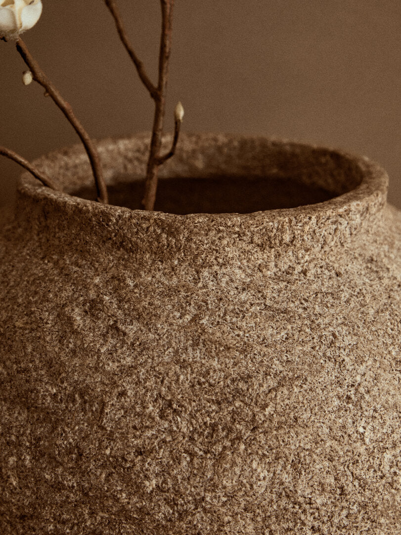 Avara Cotton Mache And Coco Shell Round Vase