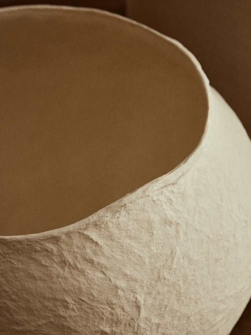 Avara Cotton Mache Large Beige Planter