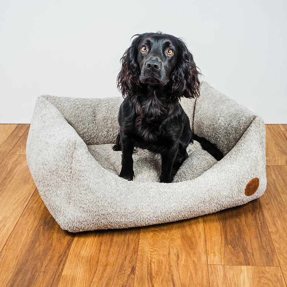 Teddy Bouclé Dog Bed Oat