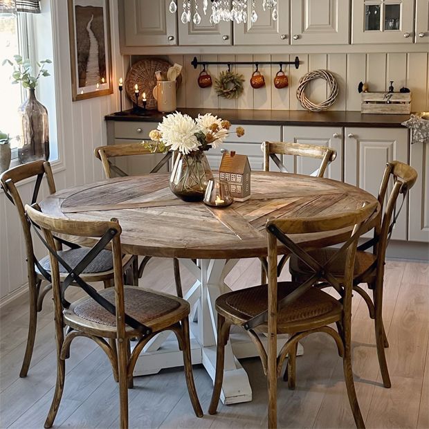 Kitchen & Dining Room