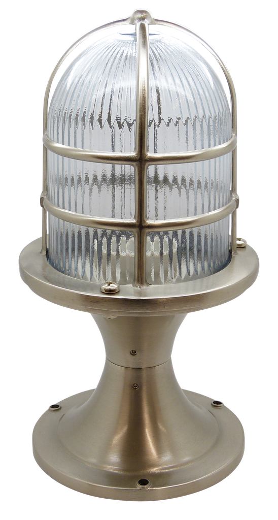 Wellington Grand Post Outdoor Lantern