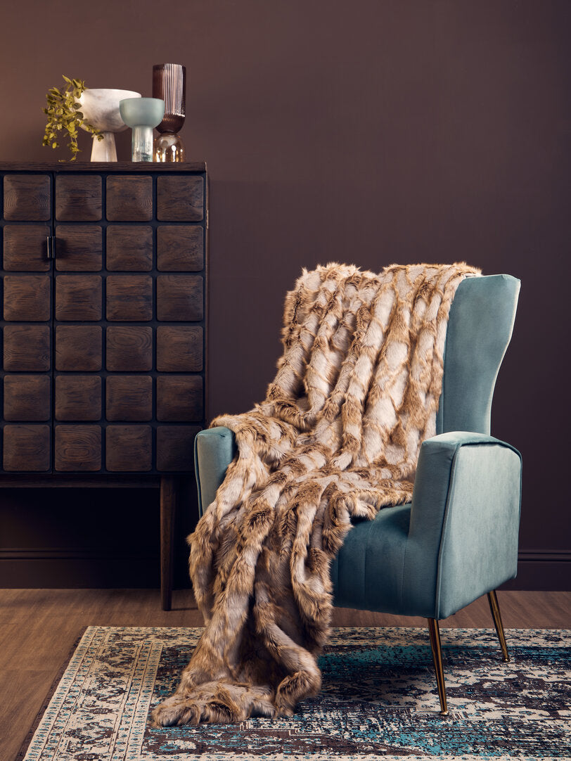 Nuvia Velura Grey And Natural Fur Throw