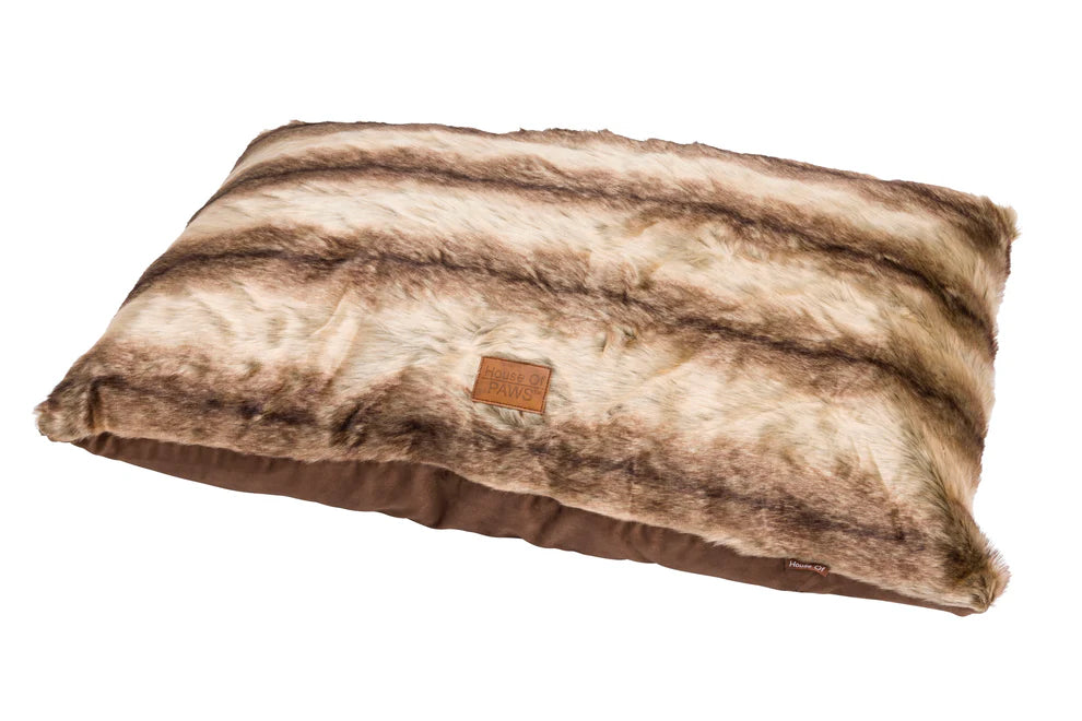 Arctic Fur Cushion Dog Bed