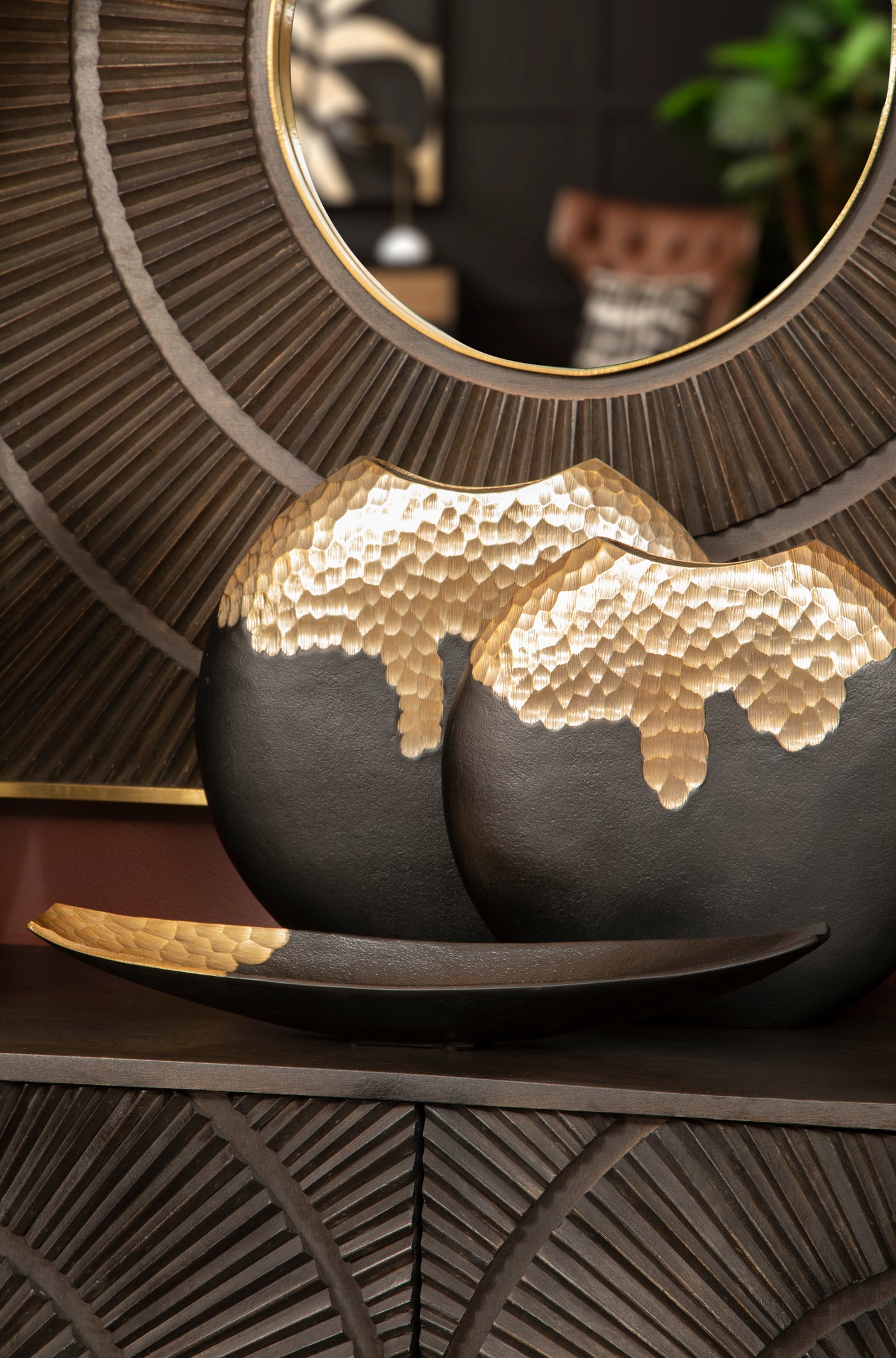 Aurum Black and Gold Round Vase