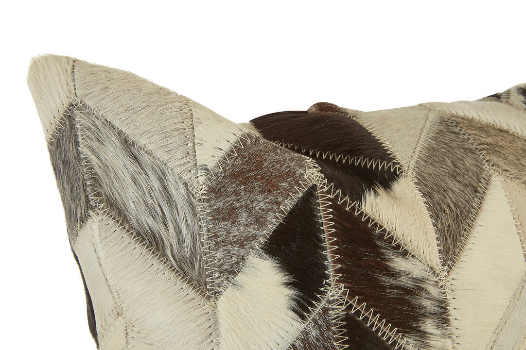 Nuvia Tierra Black And White Cowhide Cushion Cover