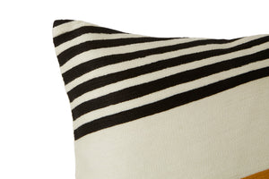 Nuvia Elora Diagonal Design Cushion