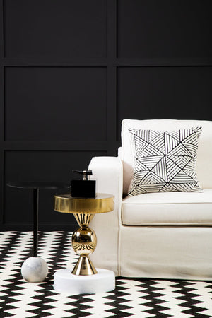 Nuvia Elora Diamond Design Cushion