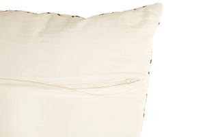 Nuvia Elora Diamond Design Cushion