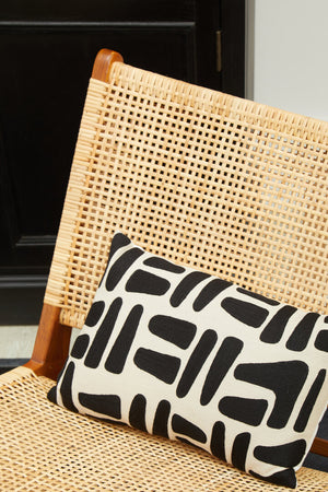 Nuvia Elora Natural And Black Rectangular Cushion