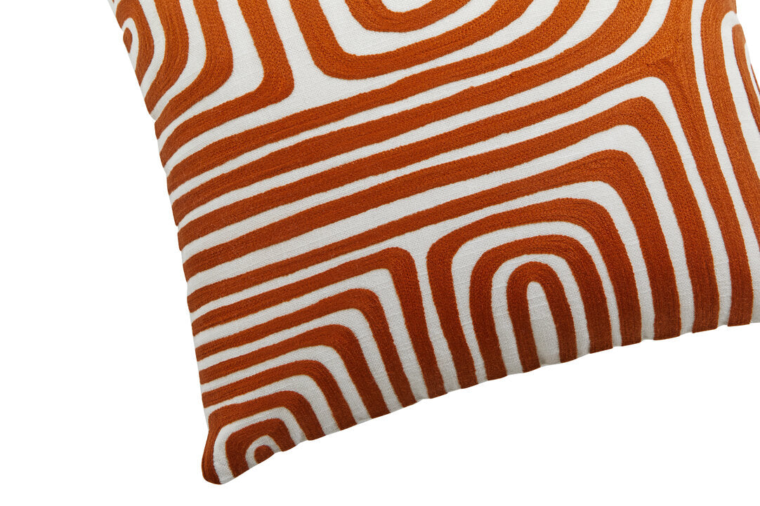 Nuvia Elora Rust And White Cushion