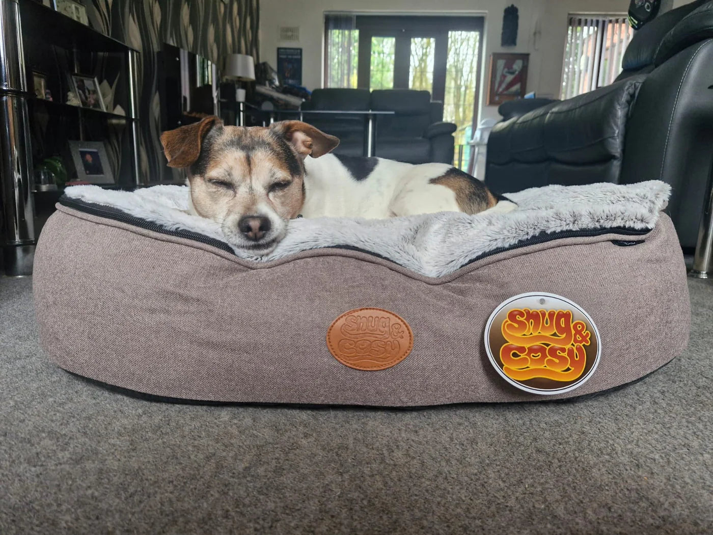 Oval Faux Fur Dog Bed