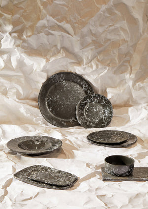 Vara Black Marble Effect Dinner Plate
