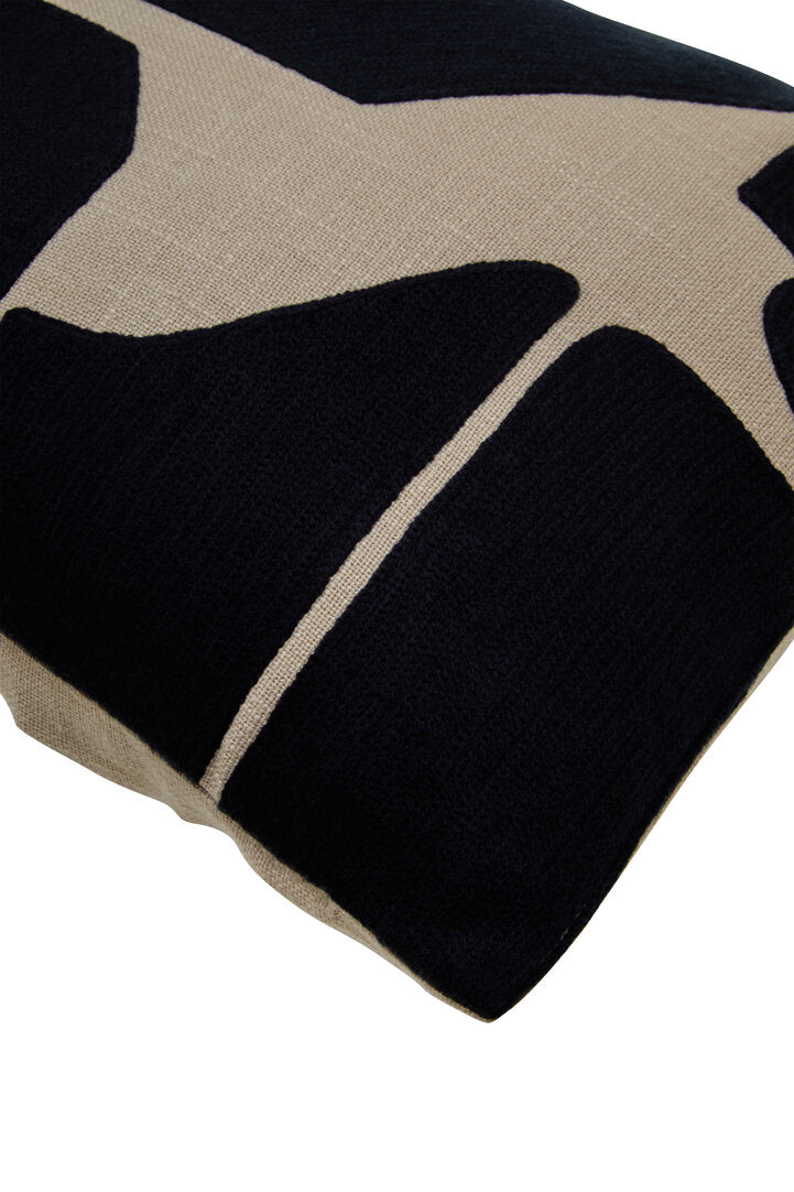 Nuvia Elora Natural And Black Cushion