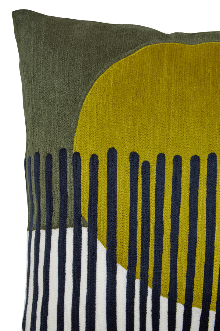 Nuvia Elora Green And White Cushion