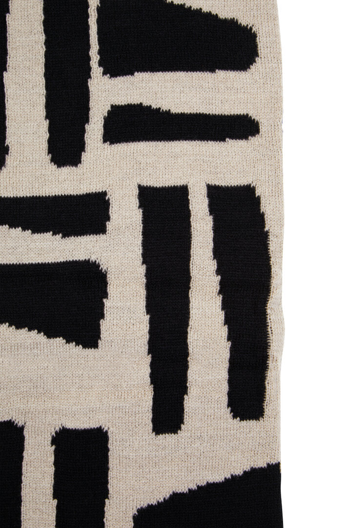 Nuvia Elora Natural And Black Throw