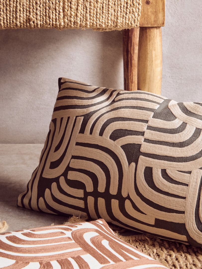 Nuvia Elora Natural And Green Rectangular Cushion