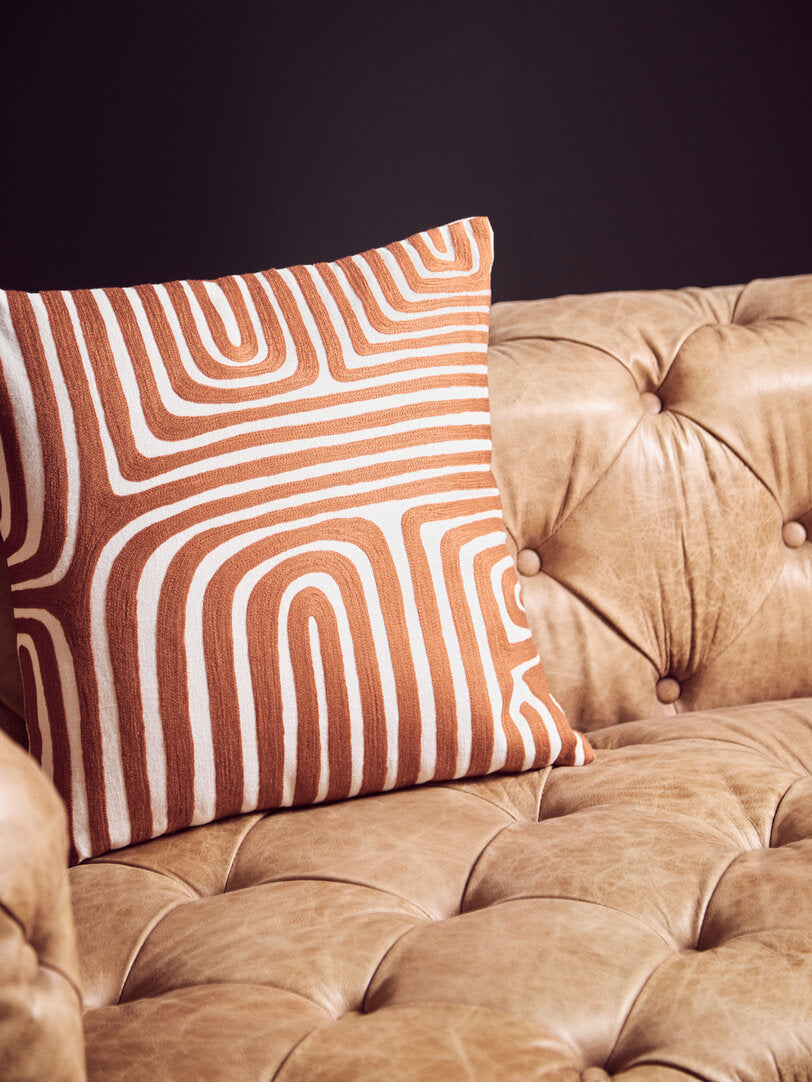 Nuvia Elora Rust And White Cushion