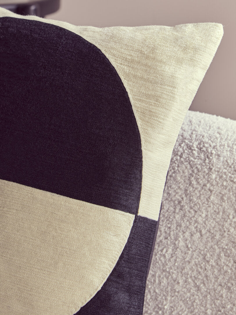 Nuvia Elora Cream And Black Cushion
