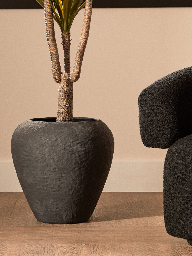 Avara Cotton Mache Large Black Planter