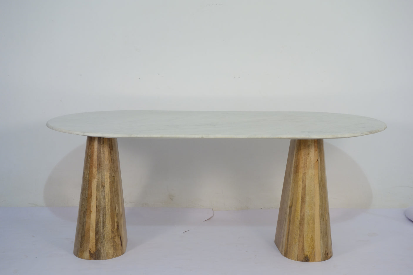 Norwa Oval Dining Table With Marble Top