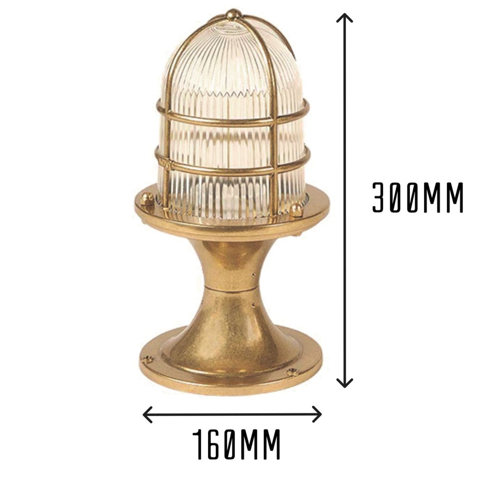 Wellington Grand Post Outdoor Lantern