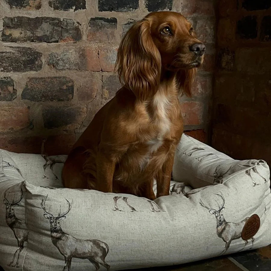 Moorland Stag Fleece Lined Dog Bed